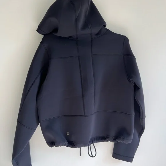 Lululemon Athletica Unleash Strength Black Cropped Hooded Jacket 4 Hoodie - Picture 5 of 8
